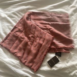 Authentic New with tag Gucci Jacquard Scarf